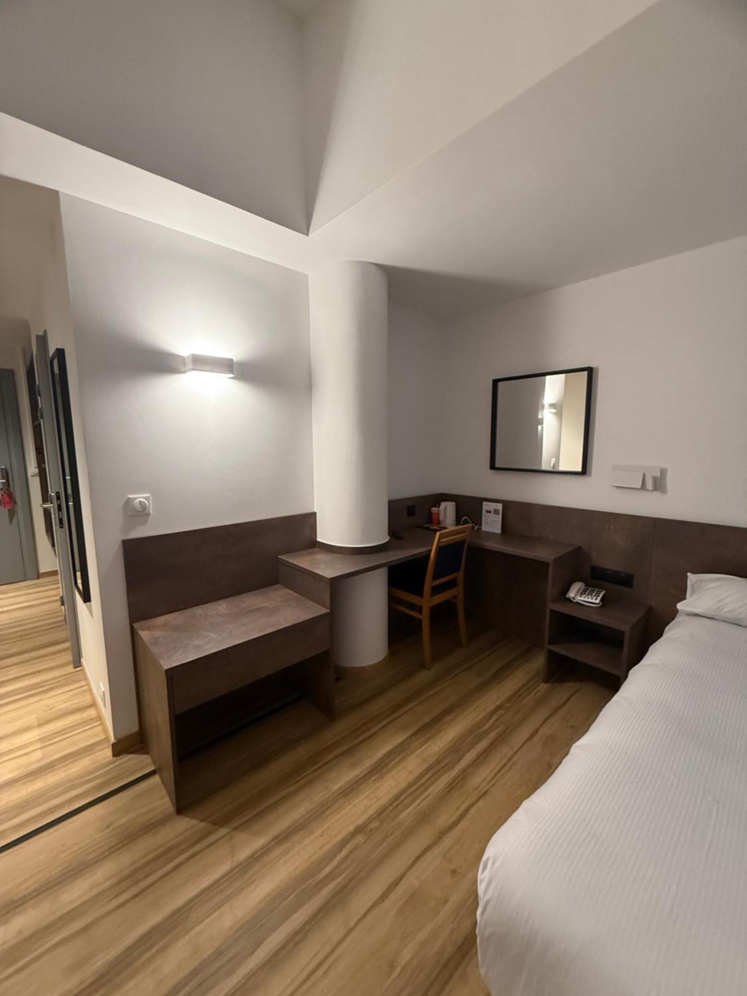 Hotel Strasbourg - Montagne Verte & Restaurant Louisiane ภายนอก รูปภาพ