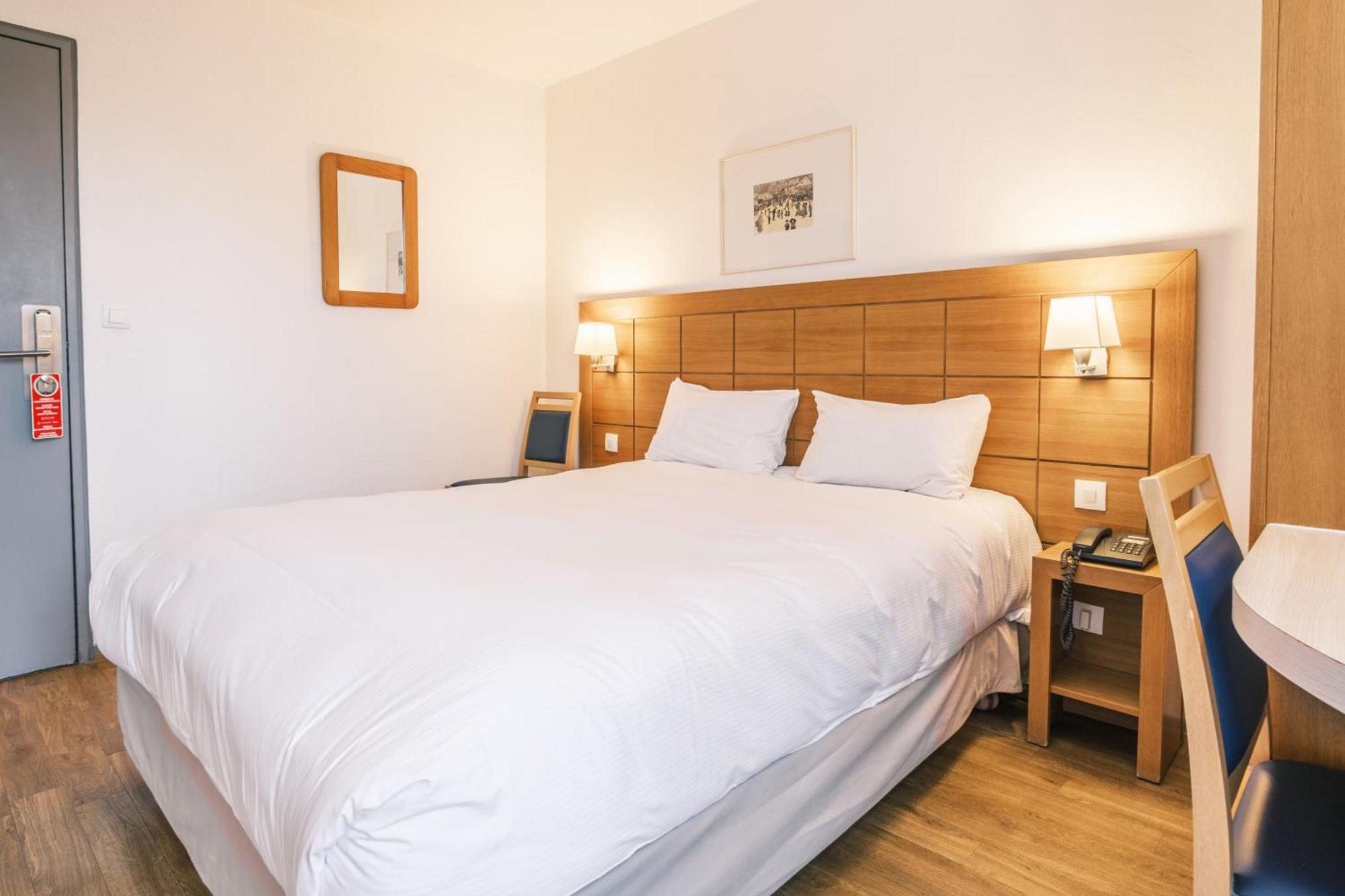 Hotel Strasbourg - Montagne Verte & Restaurant Louisiane ภายนอก รูปภาพ